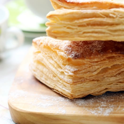 Massa folhada em casa em 1 hora, tão fácil e deliciosa!.
